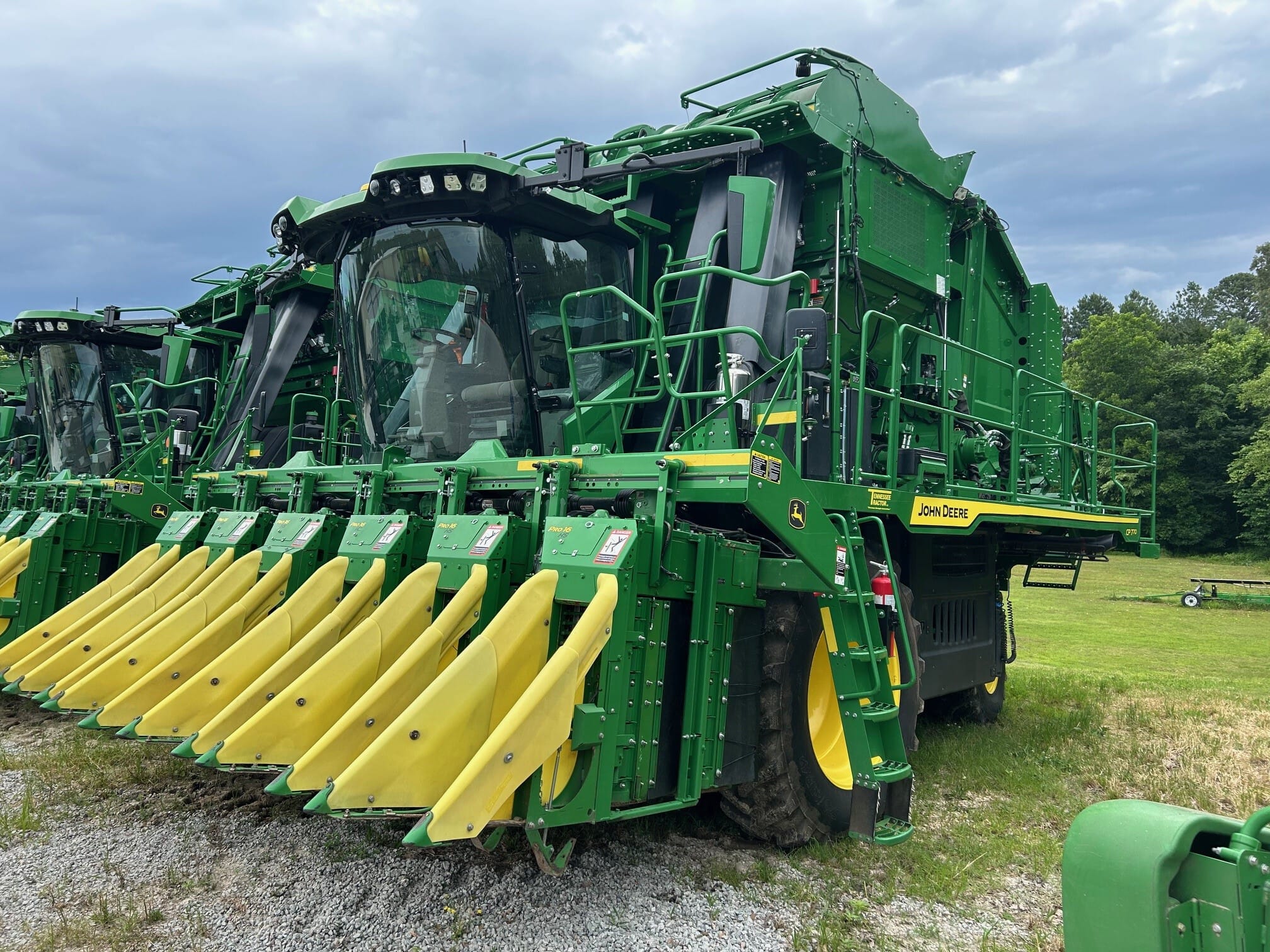 2023 John Deere CP770 Image