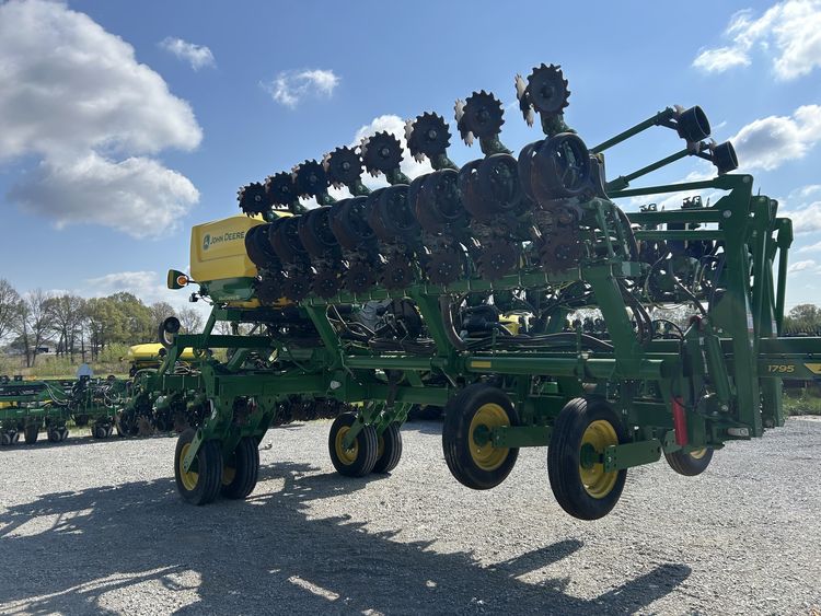 2022 John Deere 1795 Image