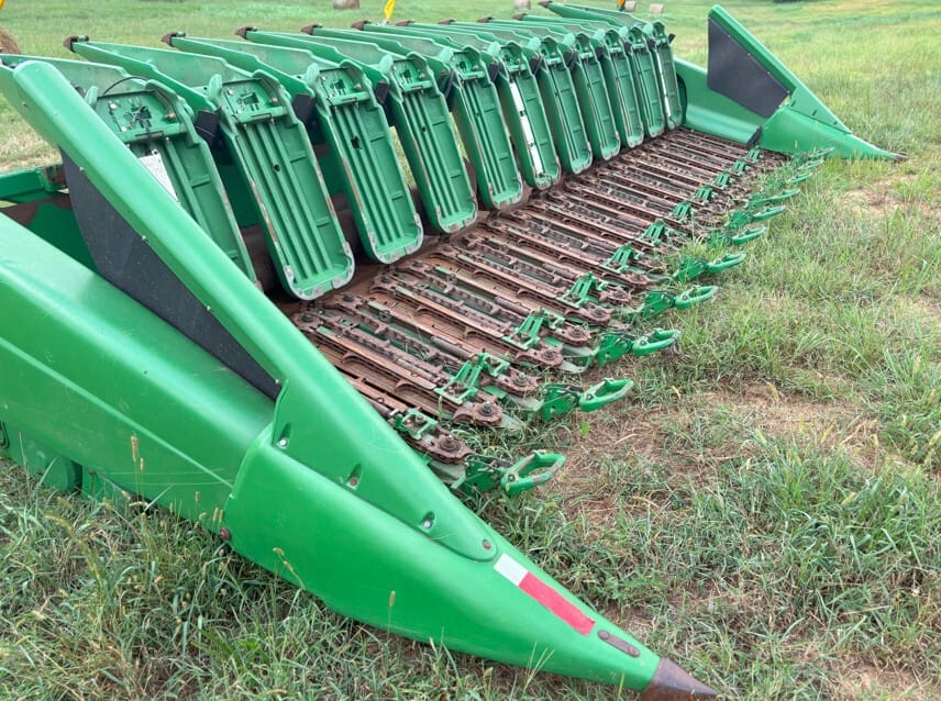 2004 John Deere 1290 Image