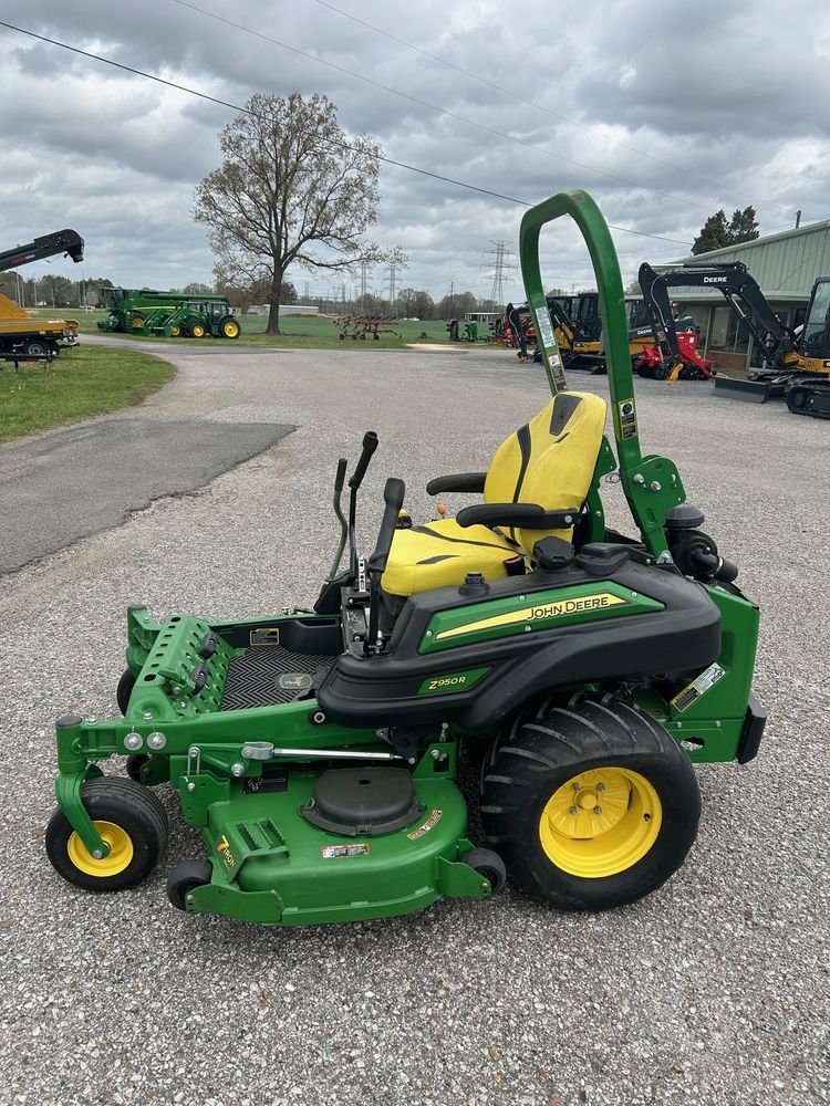 2020 John Deere Z950R Image