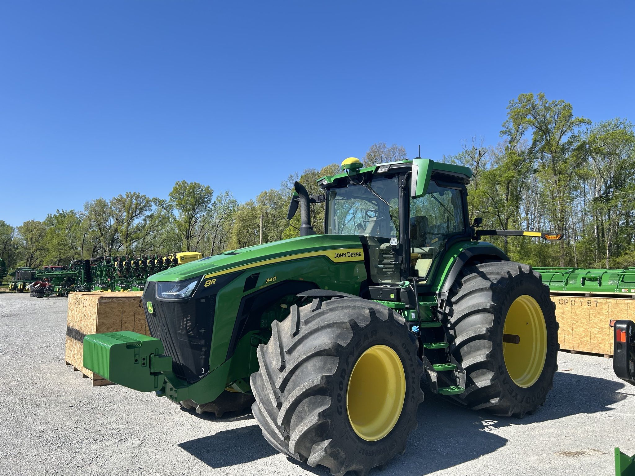 2021 John Deere 8R 340 Image