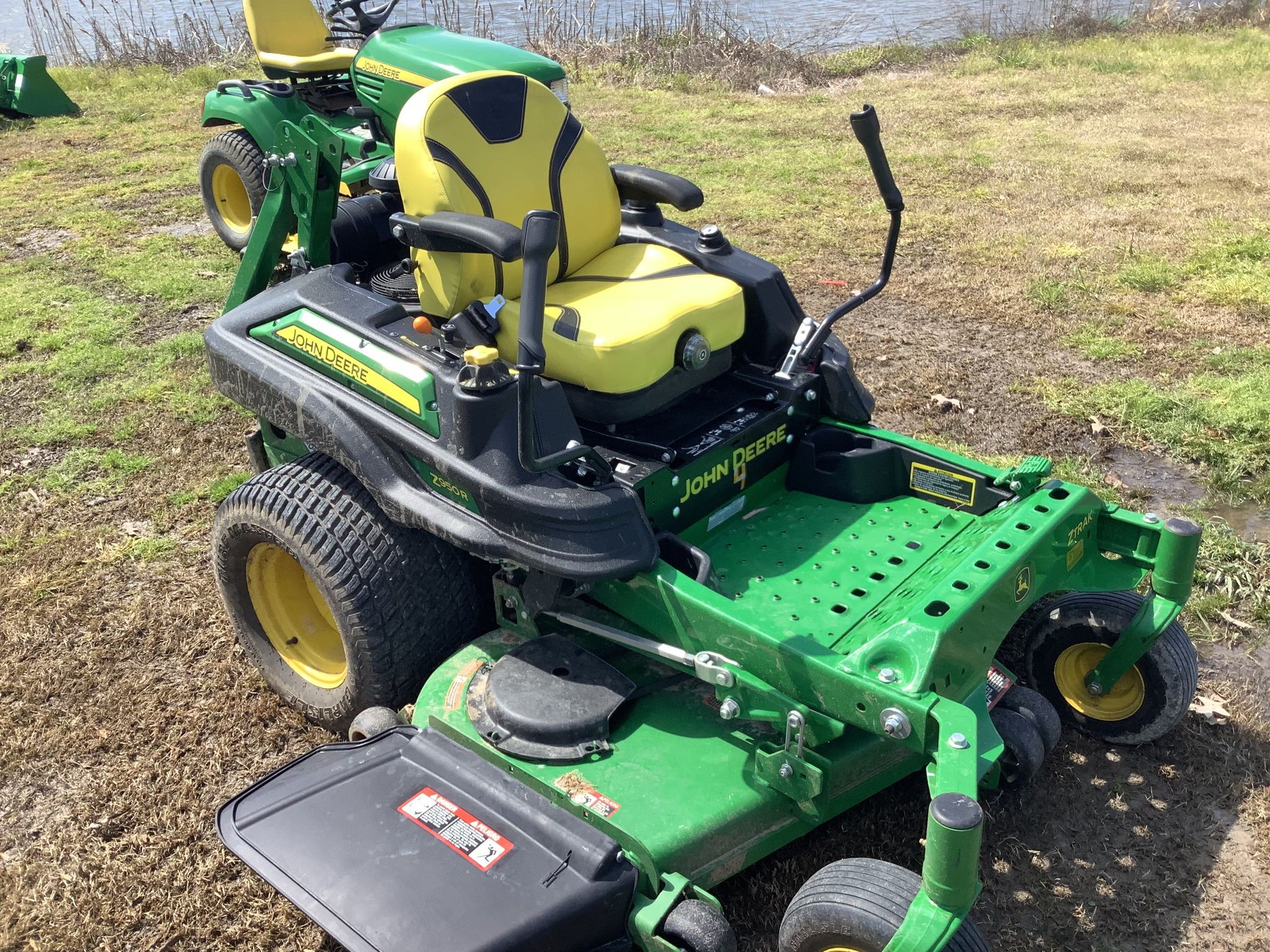 2018 John Deere Z950R Image
