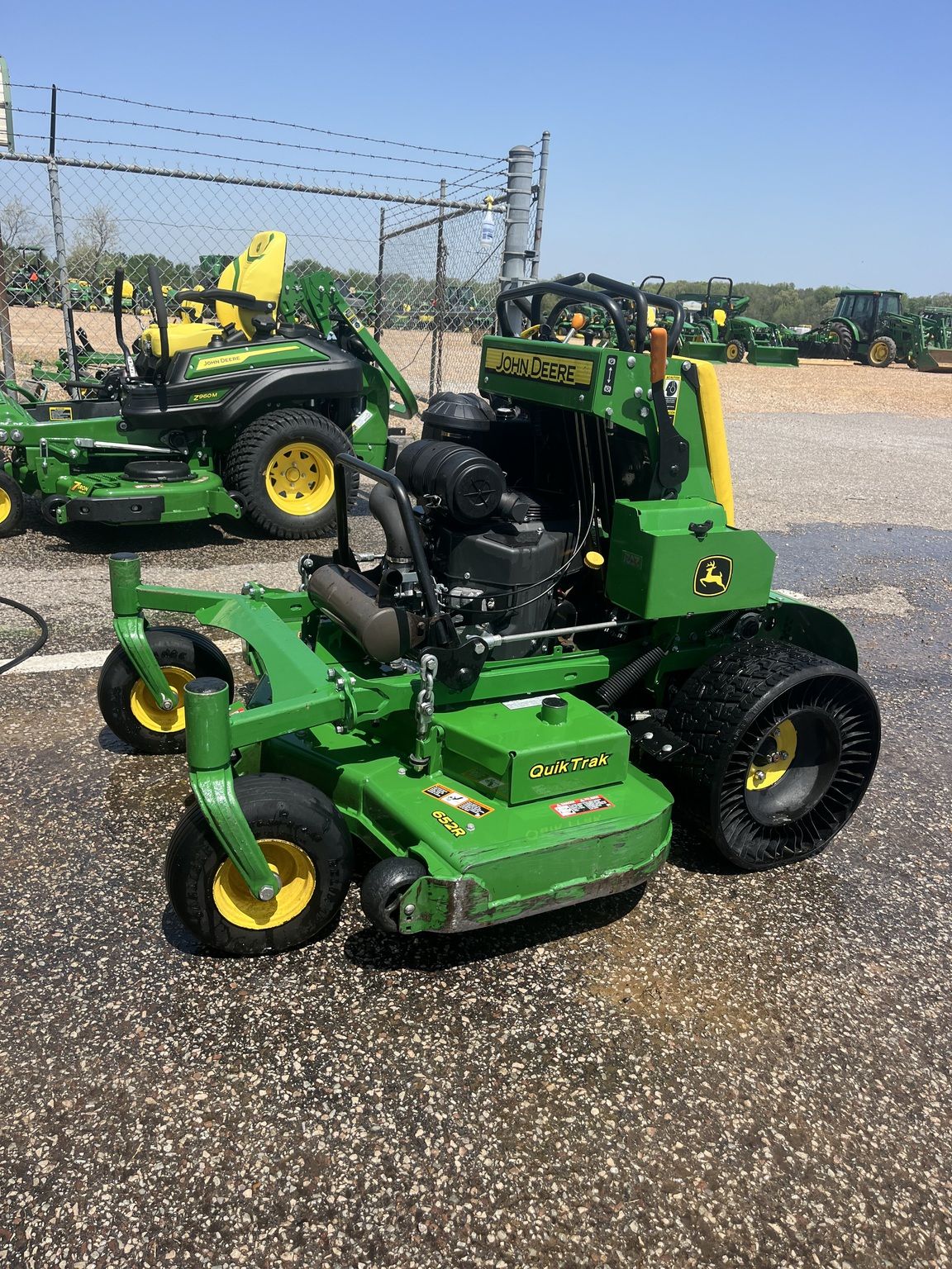 2022 John Deere 652R Image