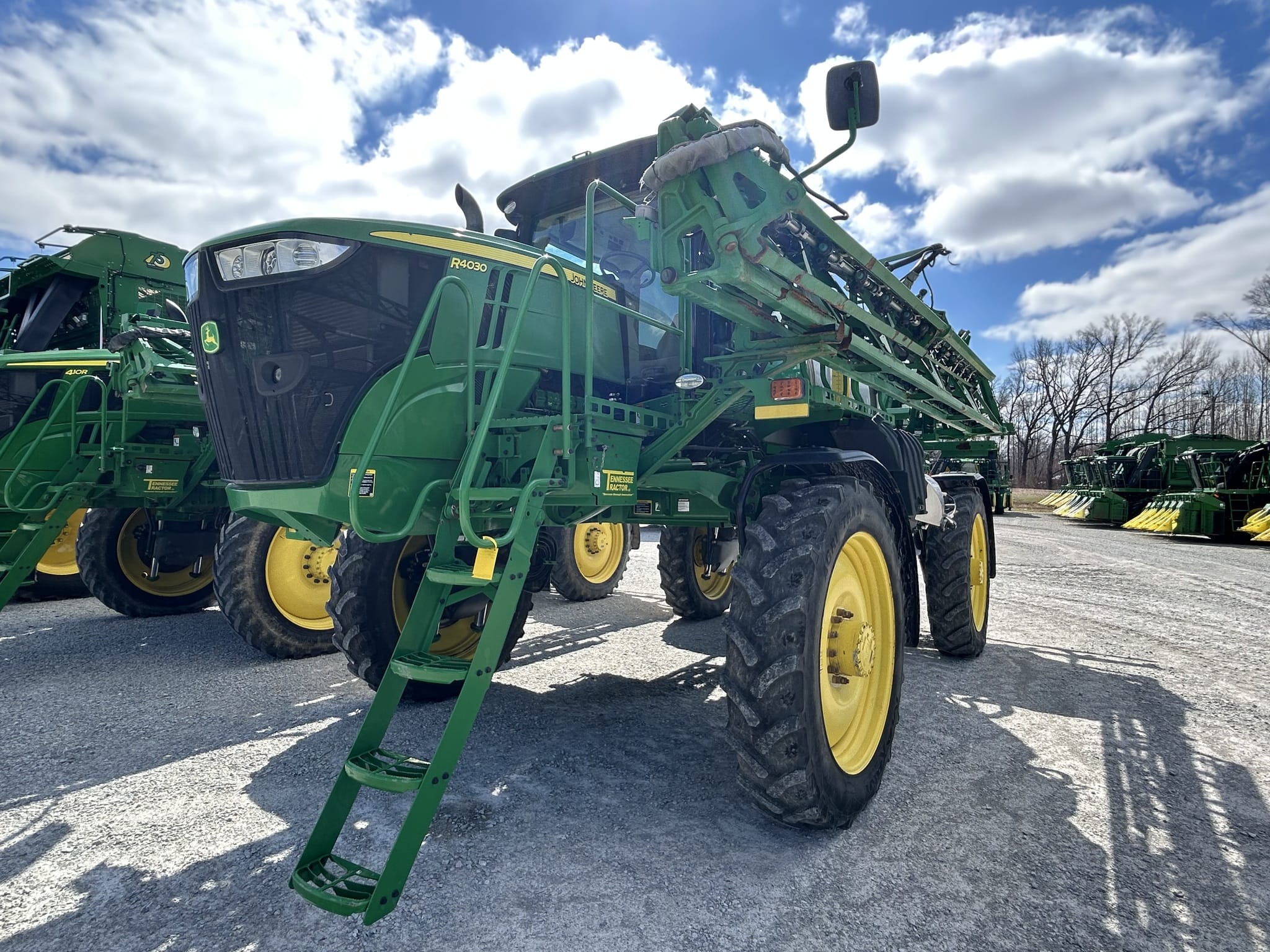 2019 John Deere R4030 Image