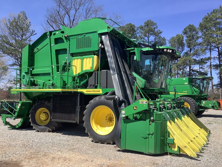 2022 John Deere CP770 Image