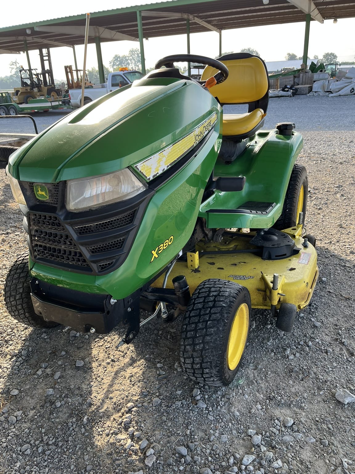 2016 John Deere x380 Image
