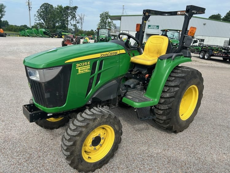 2018 John Deere 3025E Image