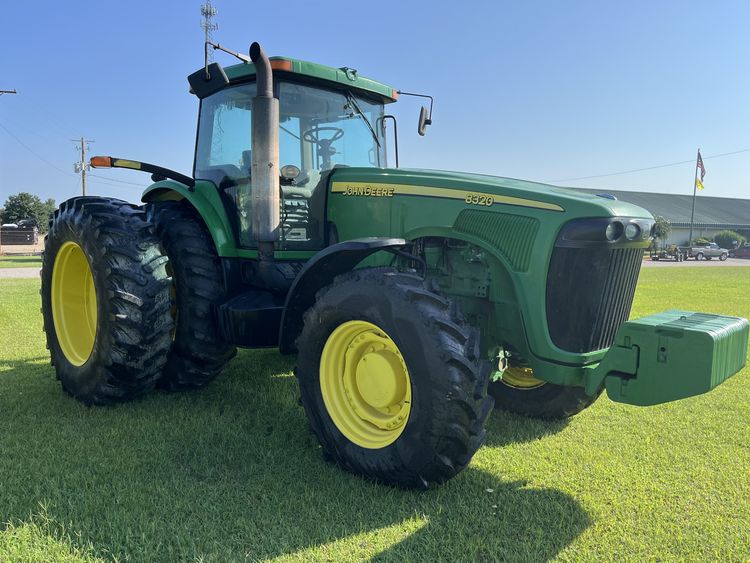 2004 John Deere 8320 Image