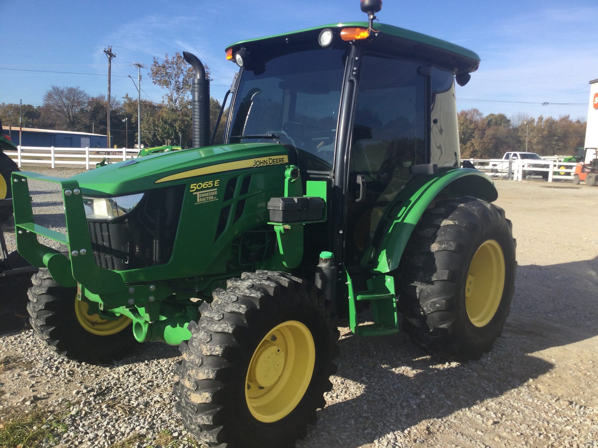 2018 John Deere 5065E Image