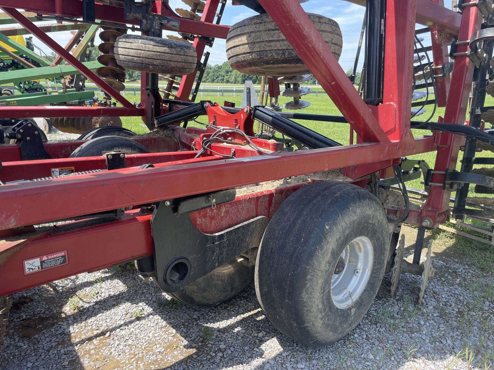 2016 Case IH 330 True Tandem Image