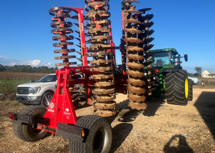 2021 John Deere Bison XL-45 Image