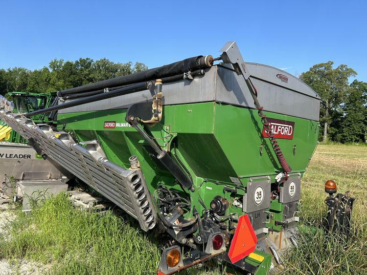 2019 Salford 6700 Image