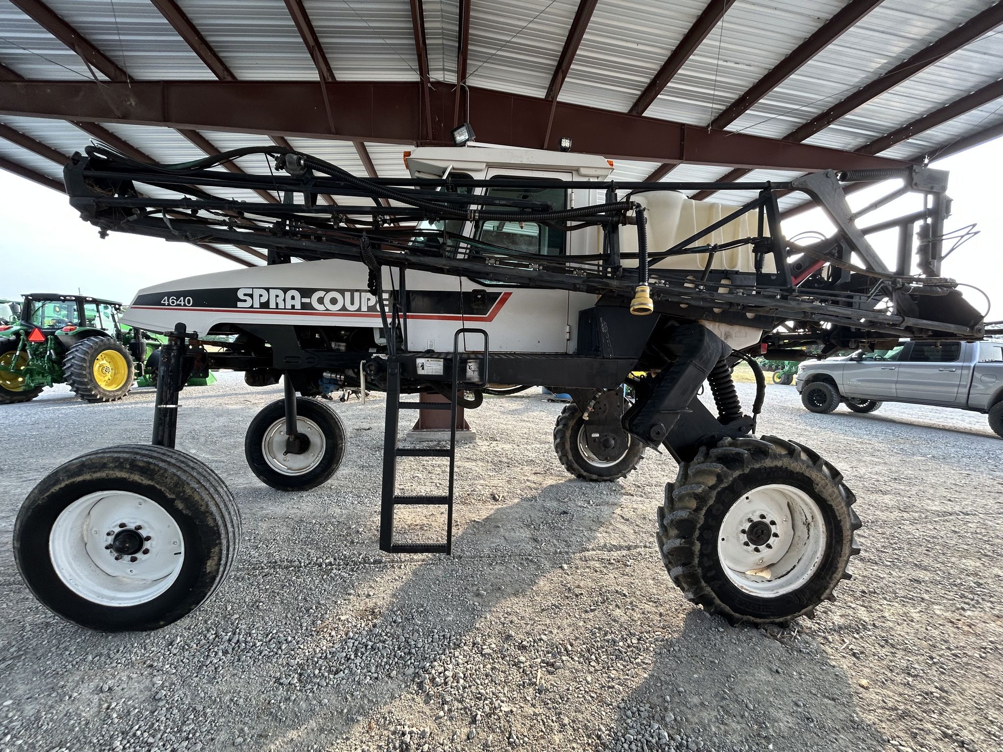 2004 Agco 4640 Spra-Coupe Image