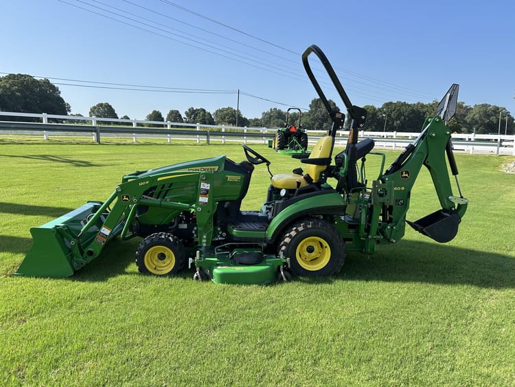2022 John Deere 1025R Image