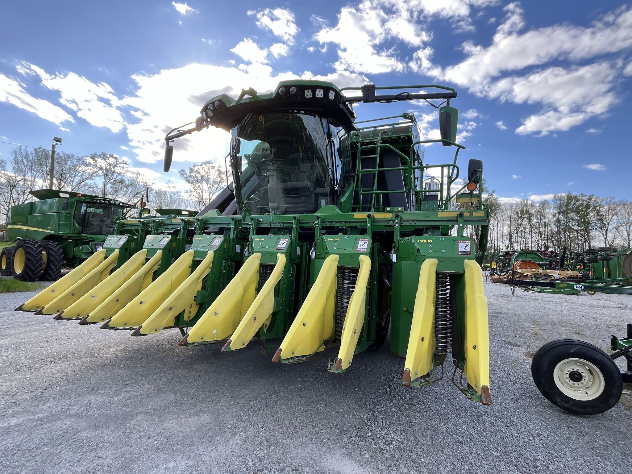 2022 John Deere CP770 Image