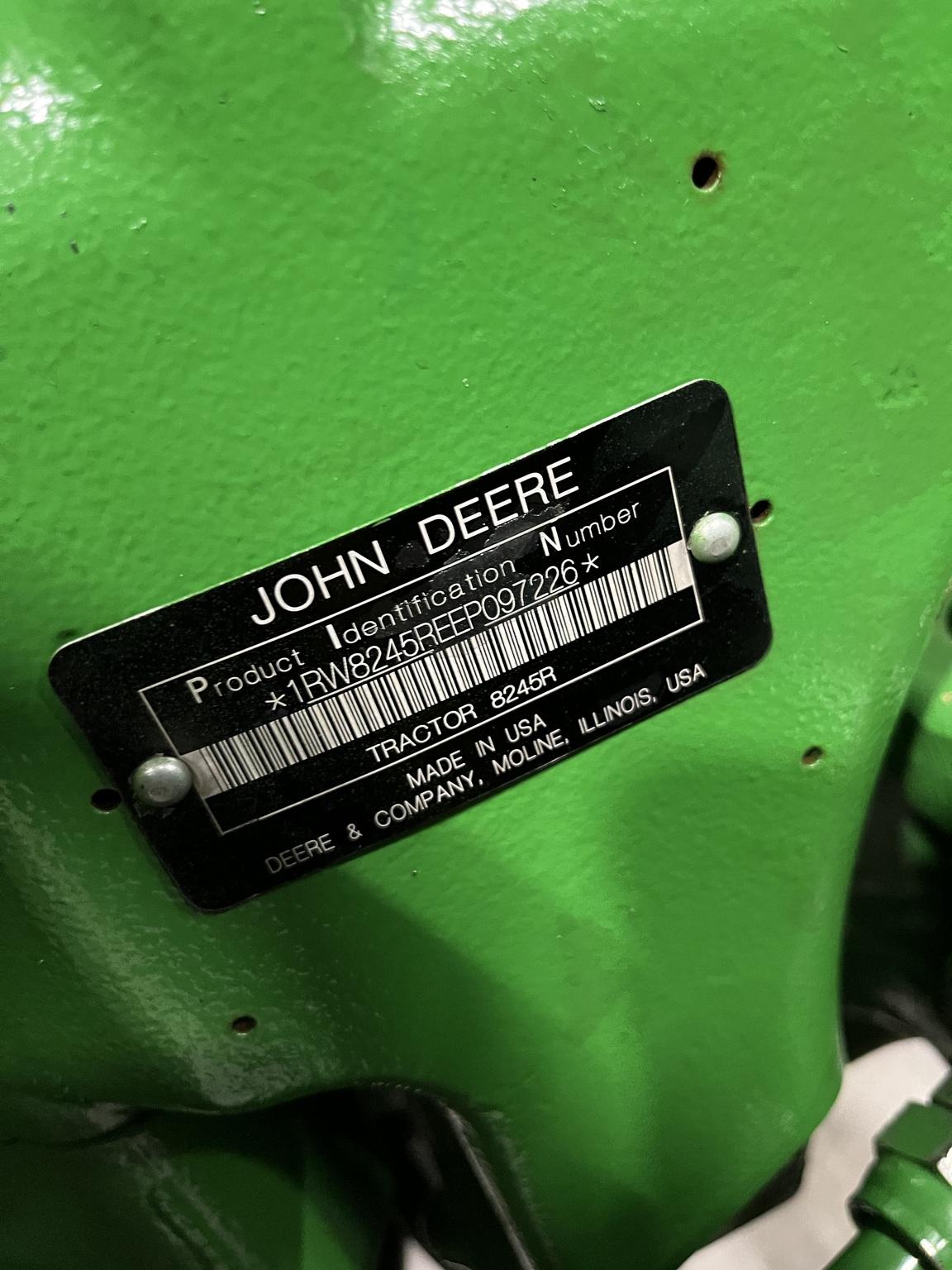 2014 John Deere 8245R